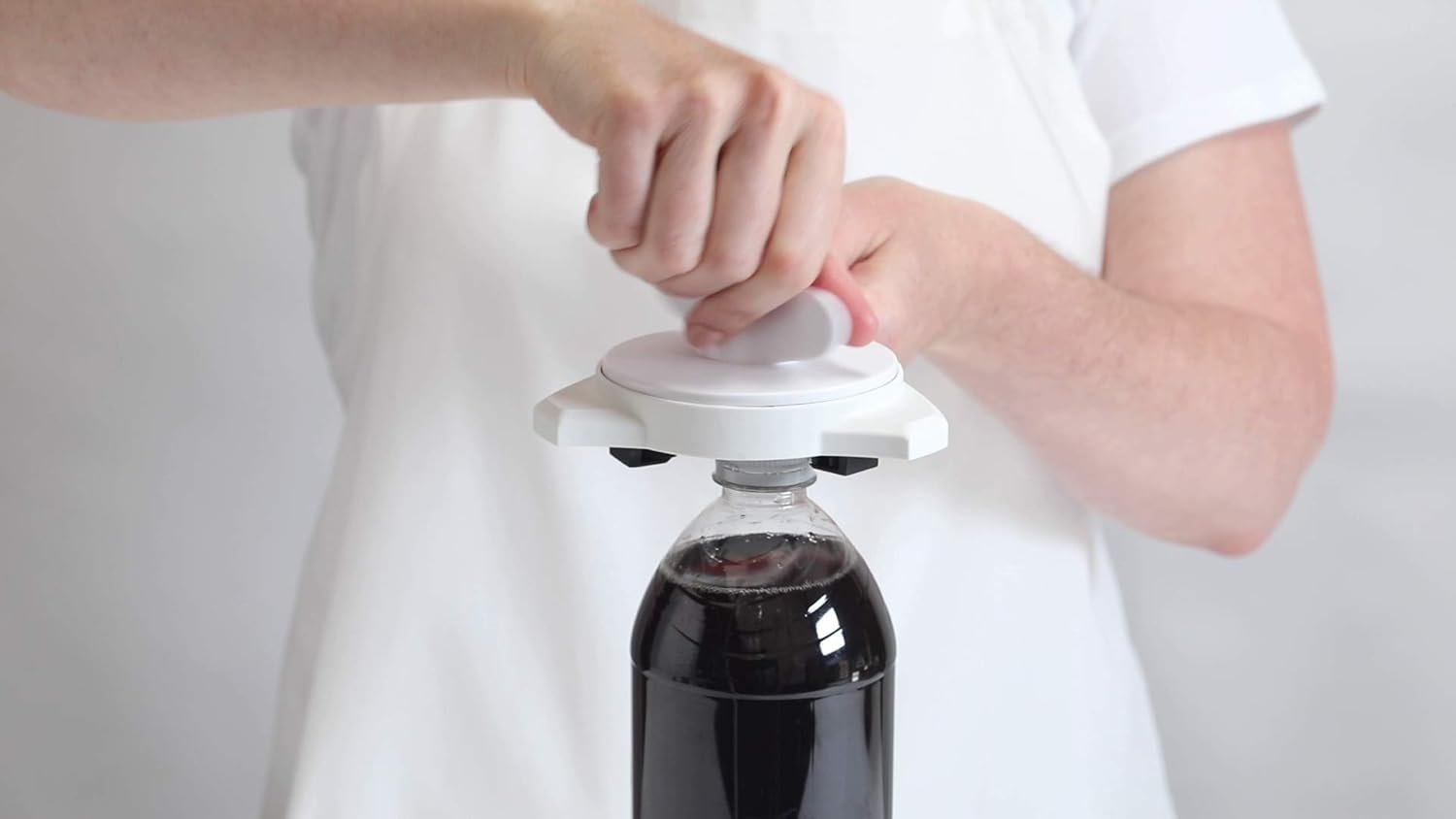 Kuhn Rikon Strain-Free Jar Opener