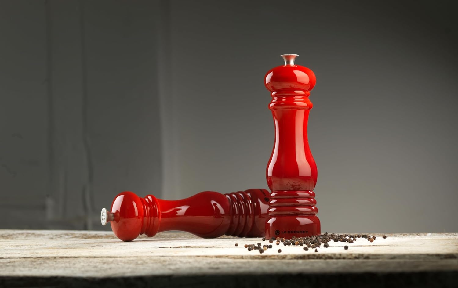 Le Creuset Salt and Pepper Mill Set - Ceramic Grinder 8-inch