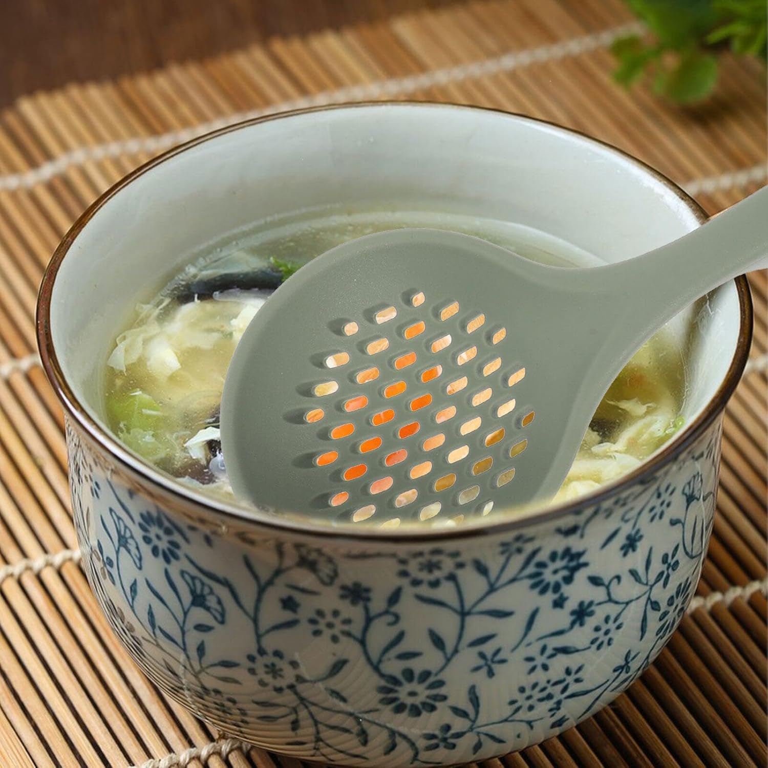 Bestoay Food Grade Silicone Scoop Strainer