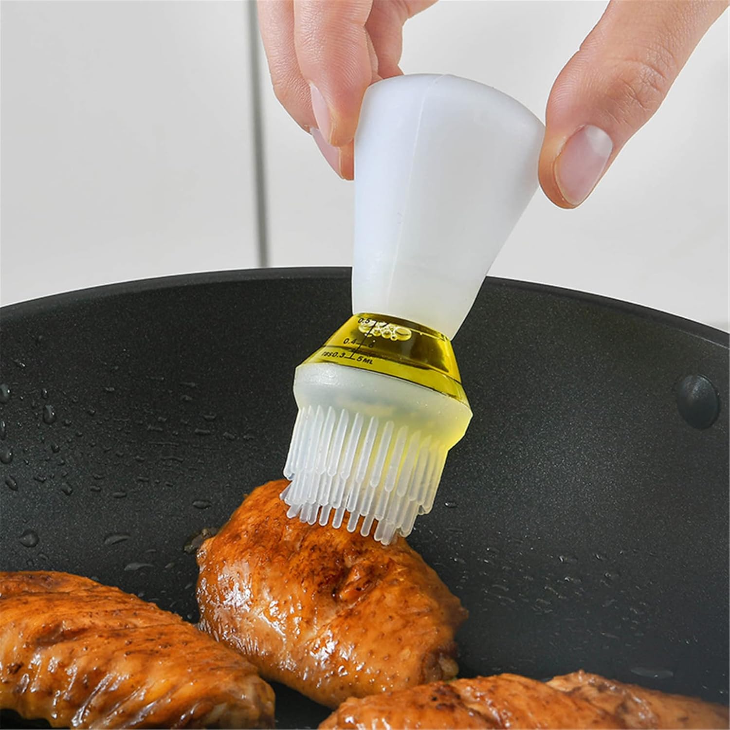 VolksRose Glass Oil Bottle with Silicone Oil Brush 160ml Easy Dispenser BBQdetector