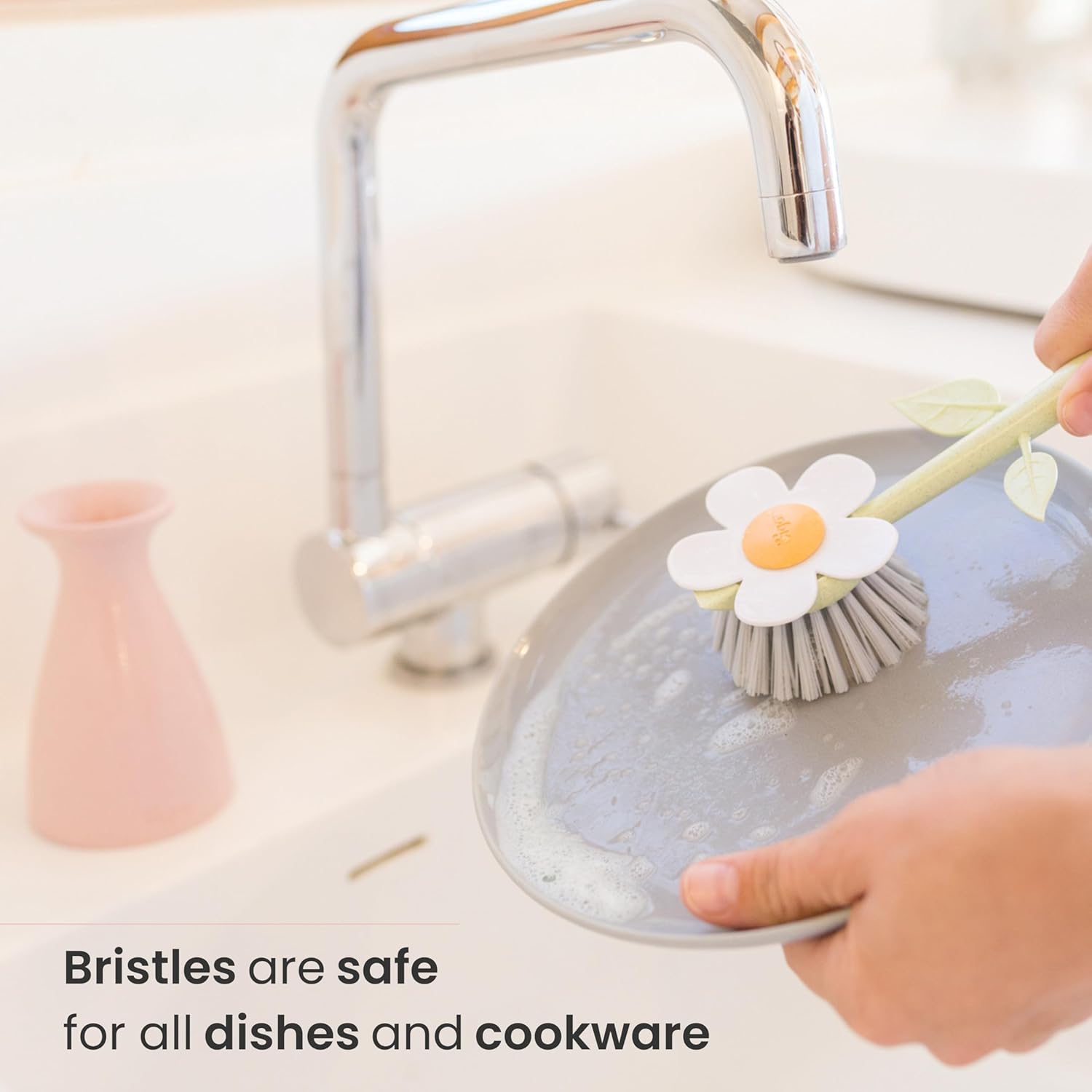 Vigar Florganic Daisy-Shaped Dish Brush with Vase Dish Brush Holder