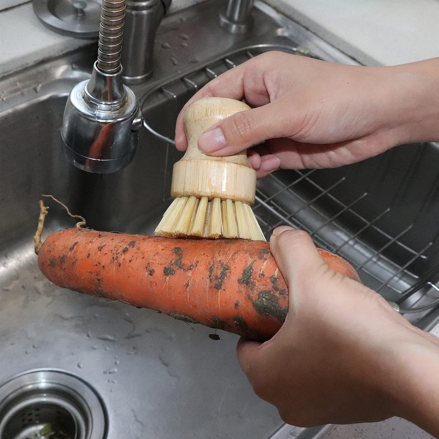 Bamboo Dish Scrub Brush Set for the Perfect Kitchen Helper